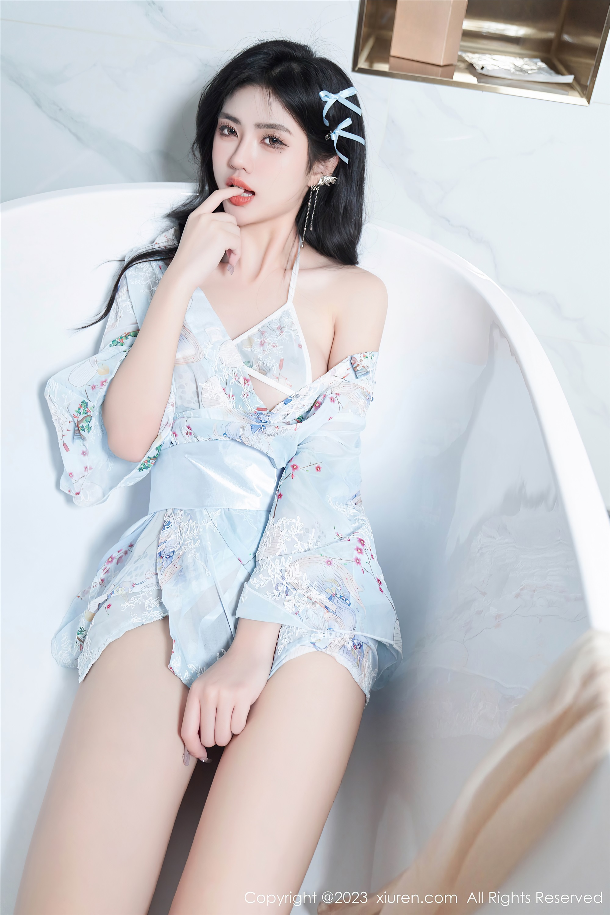 XiuRen秀人网  2023.06.15 NO.6924 浅浅Danny